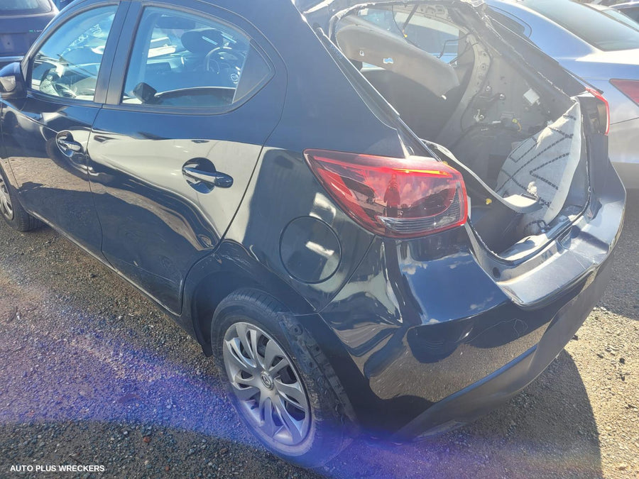 2015 Mazda 2 Left Taillight