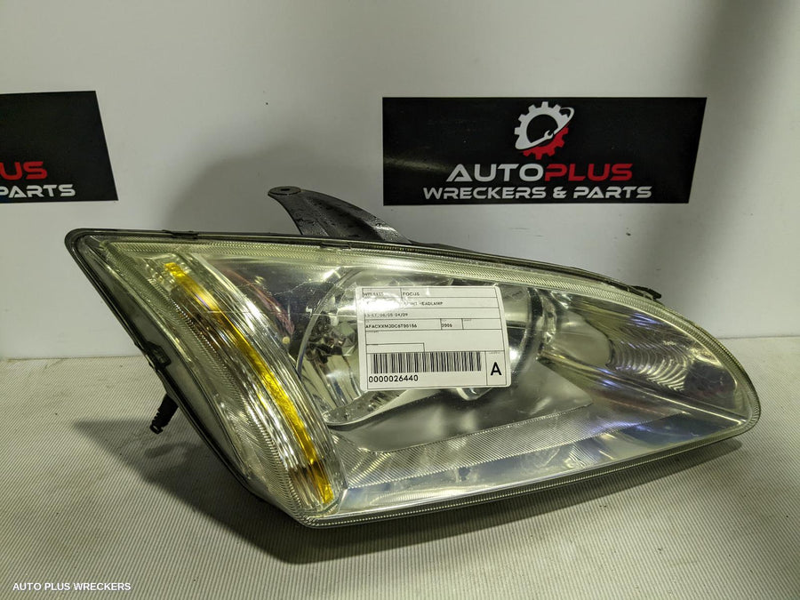 2006 Ford Focus Right Headlamp