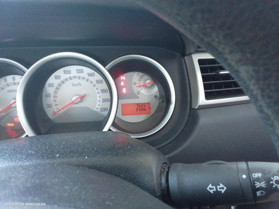 2011 Nissan Tiida Fan