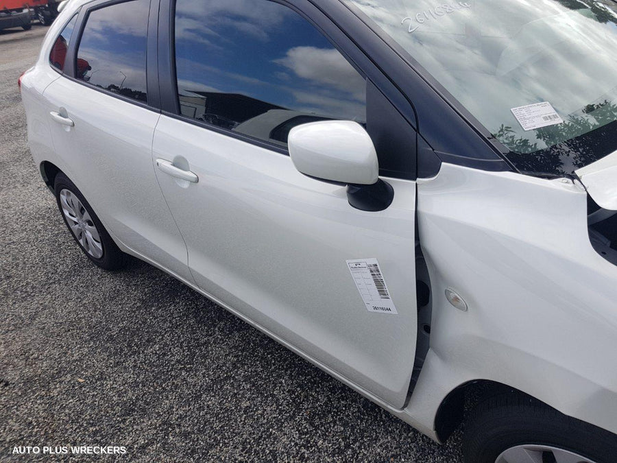2016-2019 Suzuki Baleno Right Indicator Fog Side