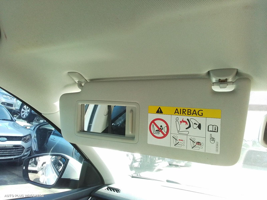 2014 SKODA OCTAVIA RIGHT REAR DOOR SLIDING