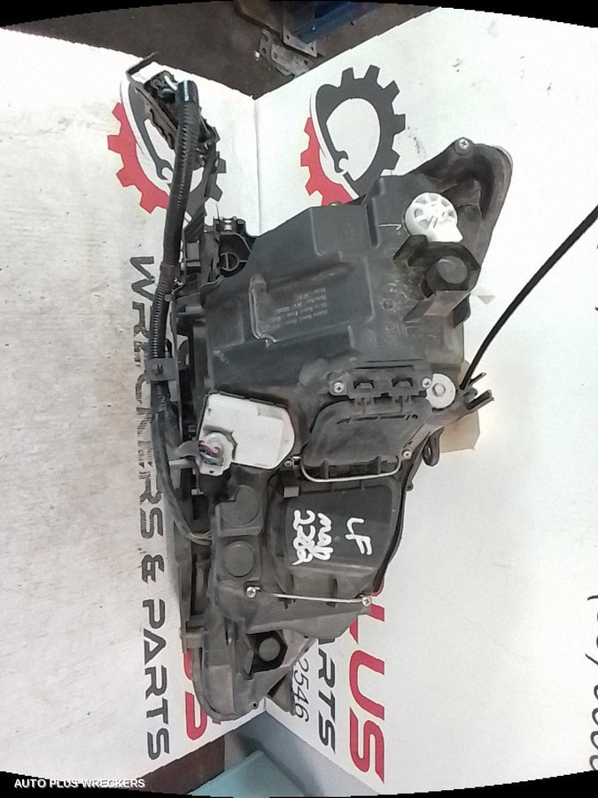 2010-2013 Lexus Is250/is250c Left Headlamp