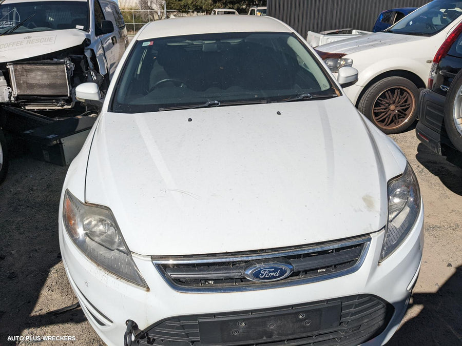 2014 Ford Mondeo Right Rear Door Sliding