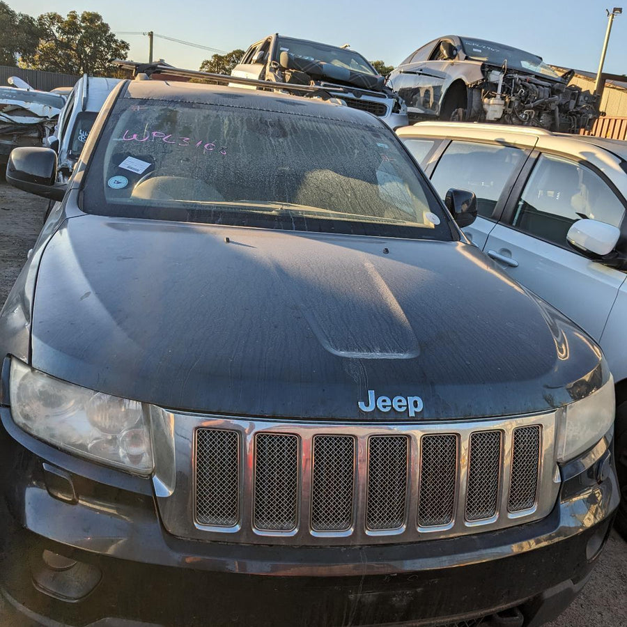 2011 Jeep Grandcherokee Left Front Hub Assembly
