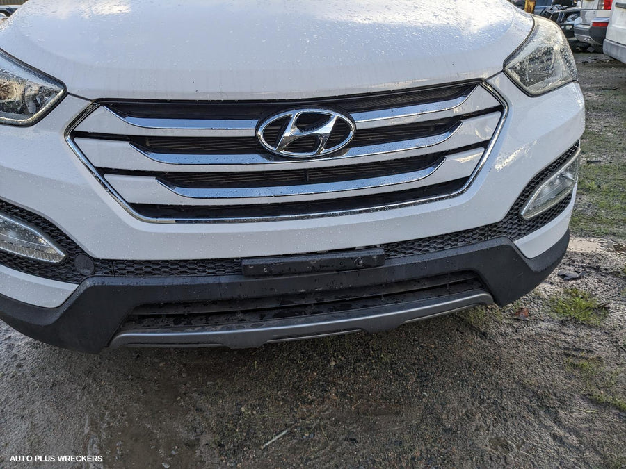 2012-2015 Hyundai Santa Fe Rear Garnish