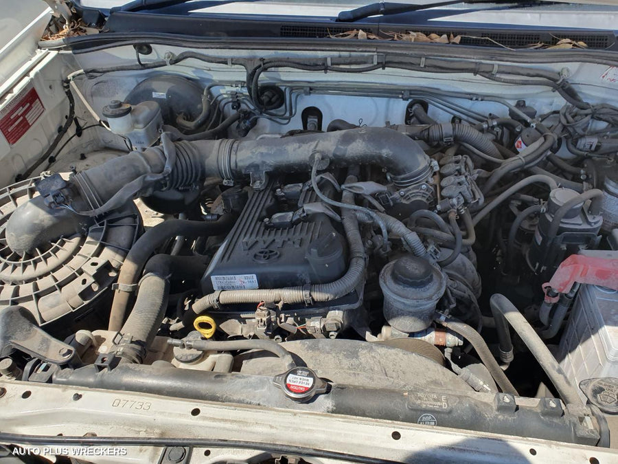 2008 Toyota Hilux Sunvisor