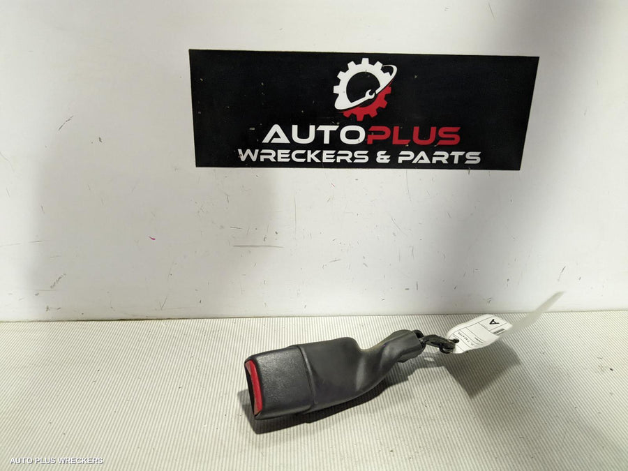 2017 Mitsubishi Outlander Seatbelt Stalk