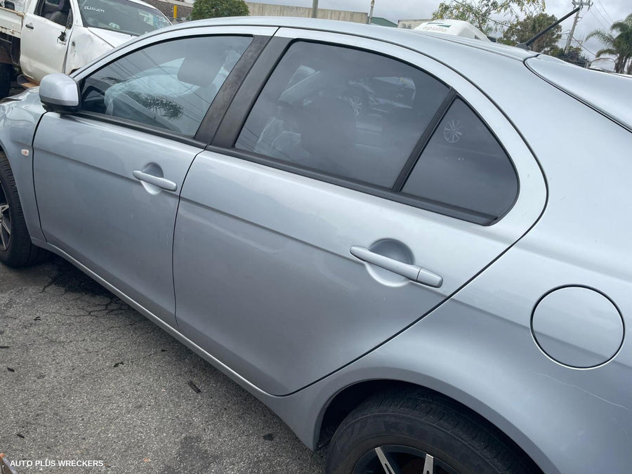 2013 Mitsubishi Lancer Right Door Mirror