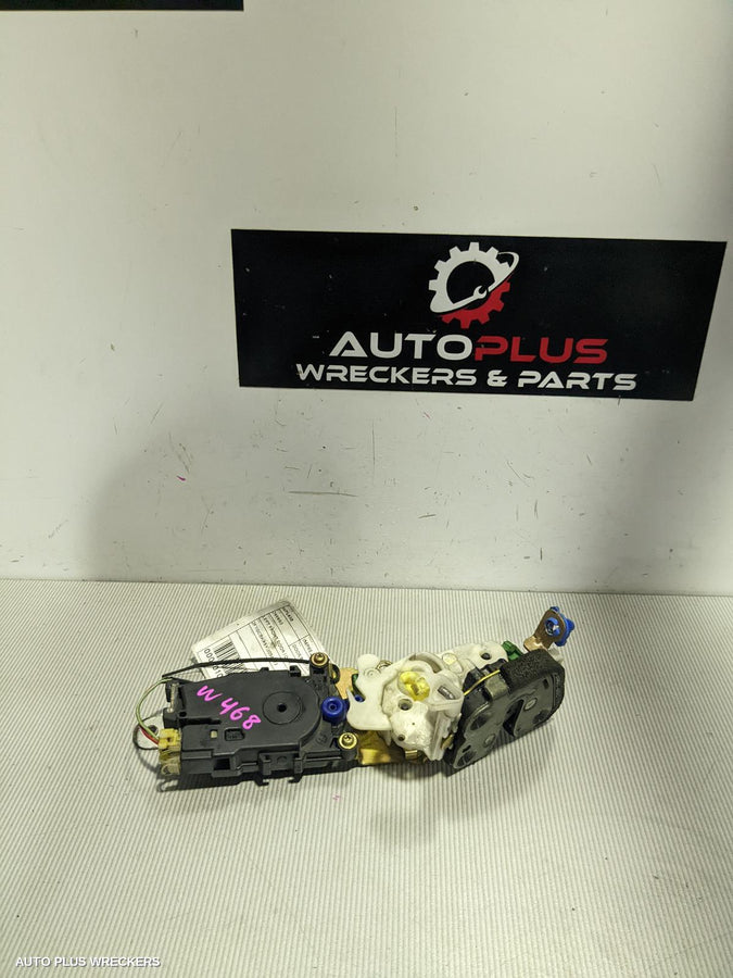 2000 Subaru Impreza Door Boot Gate Lock