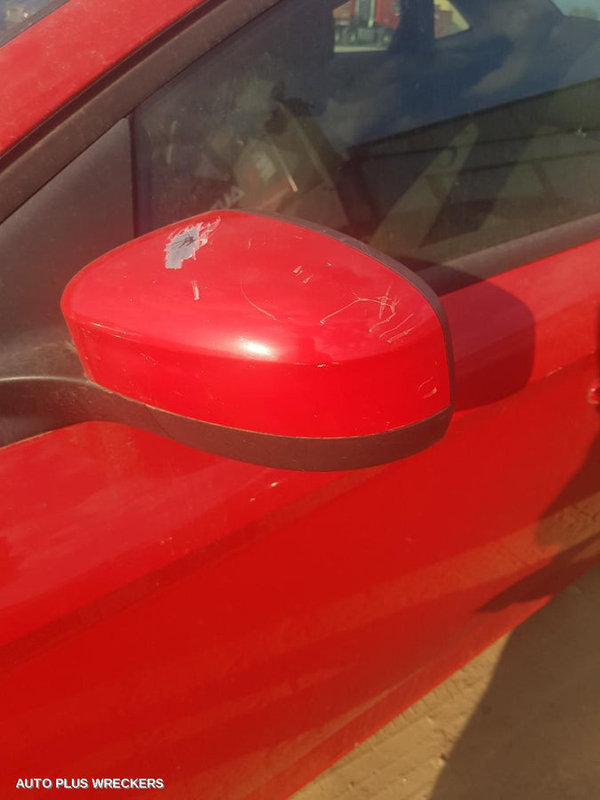 2007 Ford Mondeo Left Guard