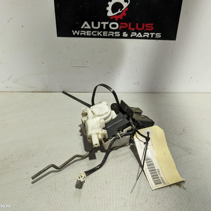 2004 Mazda 6 Door Boot Gate Lock