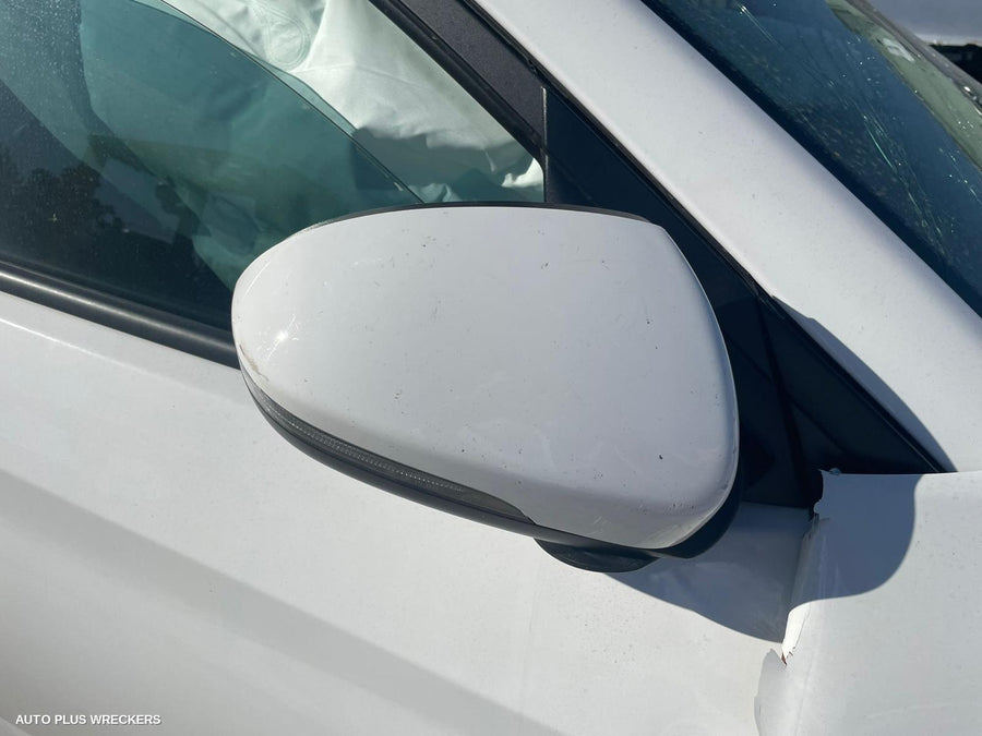 2020 Hyundai Tucson Right Front Door