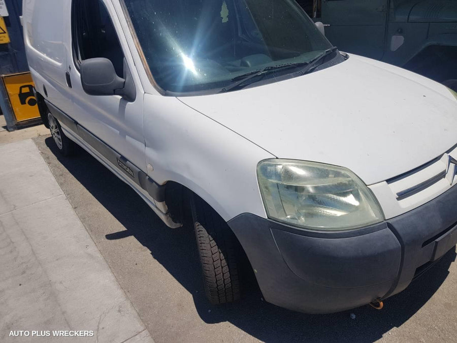 2003-2010 Citroen Berlingo Left Door Mirror