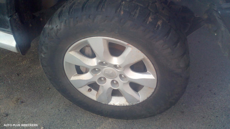 2011 Mitsubishi Pajero Right Driveshaft