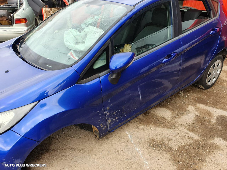 2011 Ford Fiesta Left Front Door
