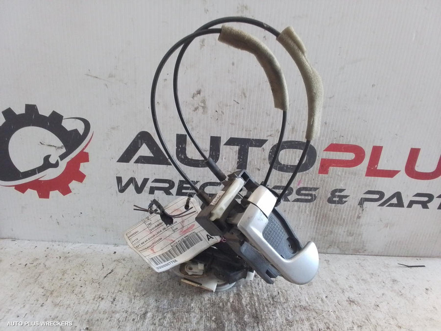 2005-2008 Mitsubishi 380 Door Boot Gate Lock