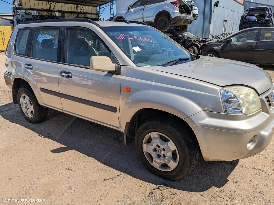 2003 Nissan Xtrail Right Front Door
