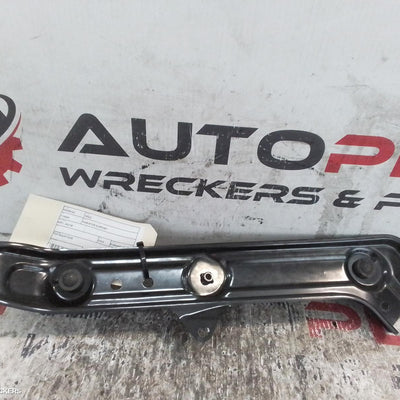 2018-2024 Mg Mg3 Radiator Support