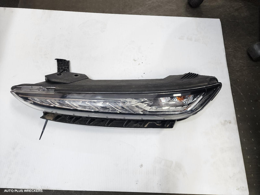 2017-2020 Hyundai Kona Left Indicator Fog Side