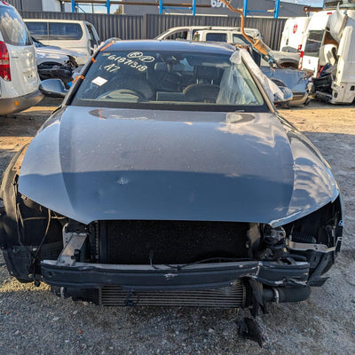 2012 Audi A6 Right Front Hub Assembly