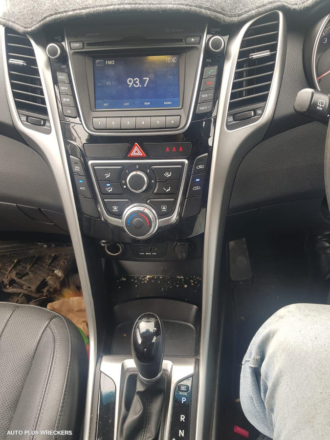 2014 Hyundai I30 Column