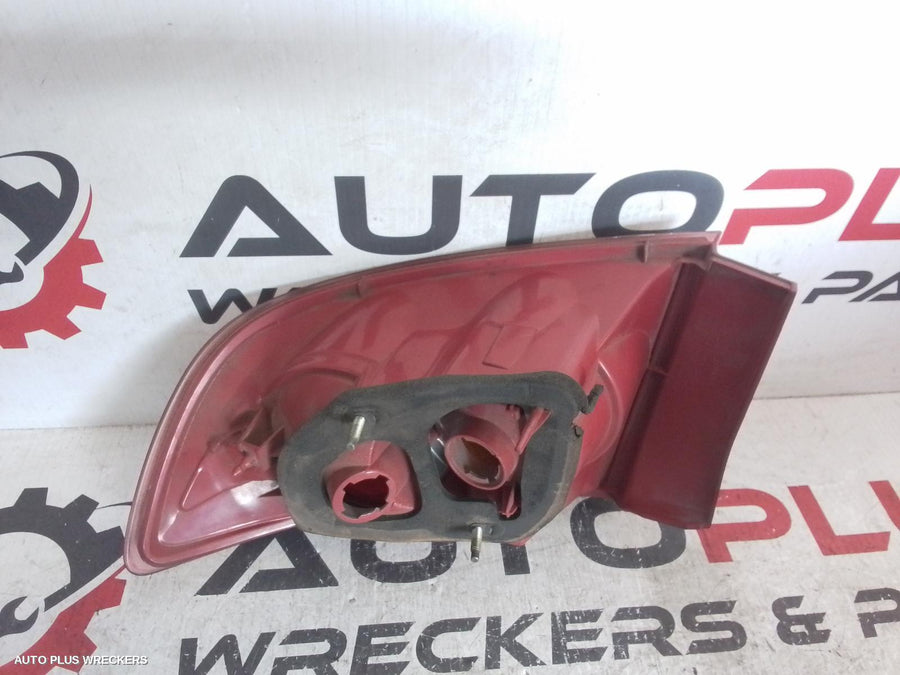 2004 Mazda 3 Left Taillight