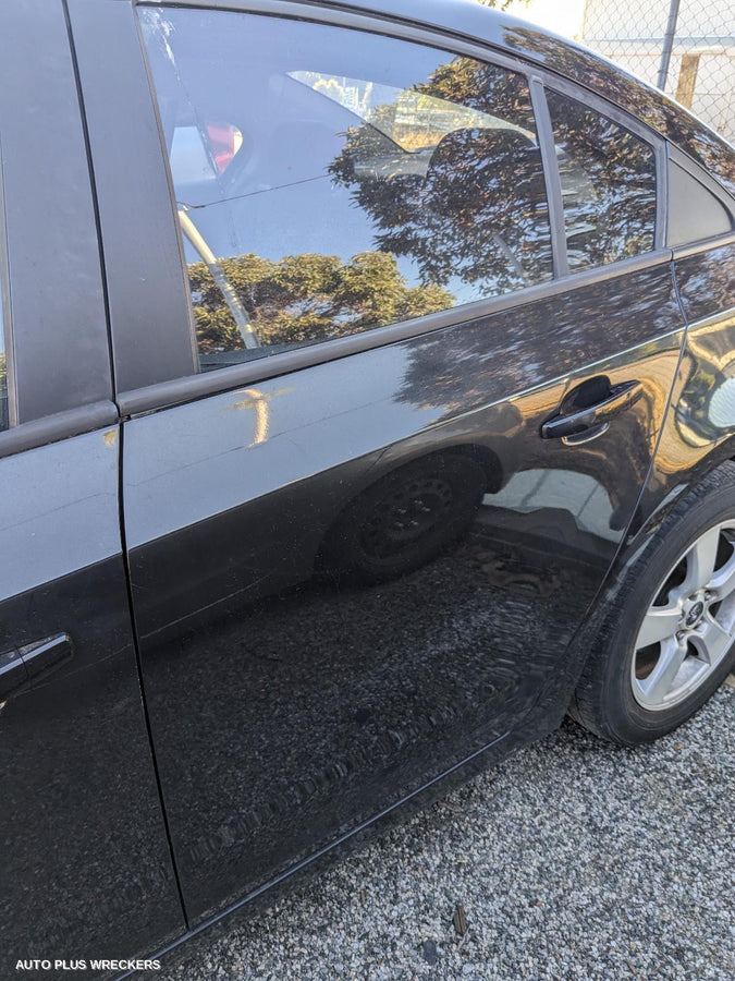 2010 Holden Cruze Left Rear Door Sliding