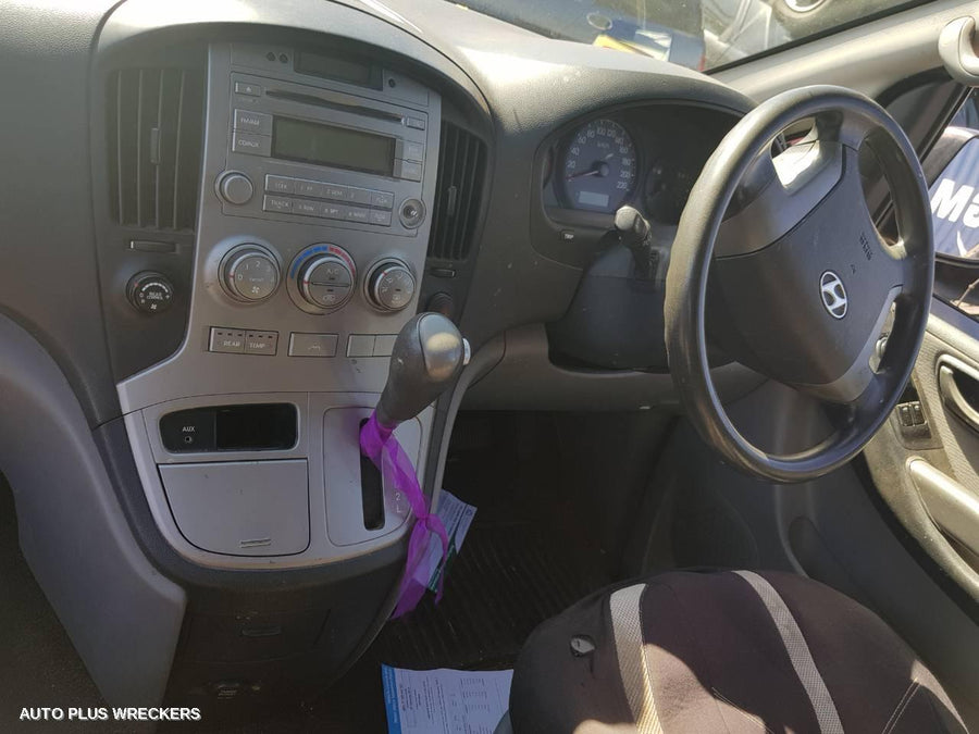 2008 Hyundai Iload/imax Left Rear Door Sliding
