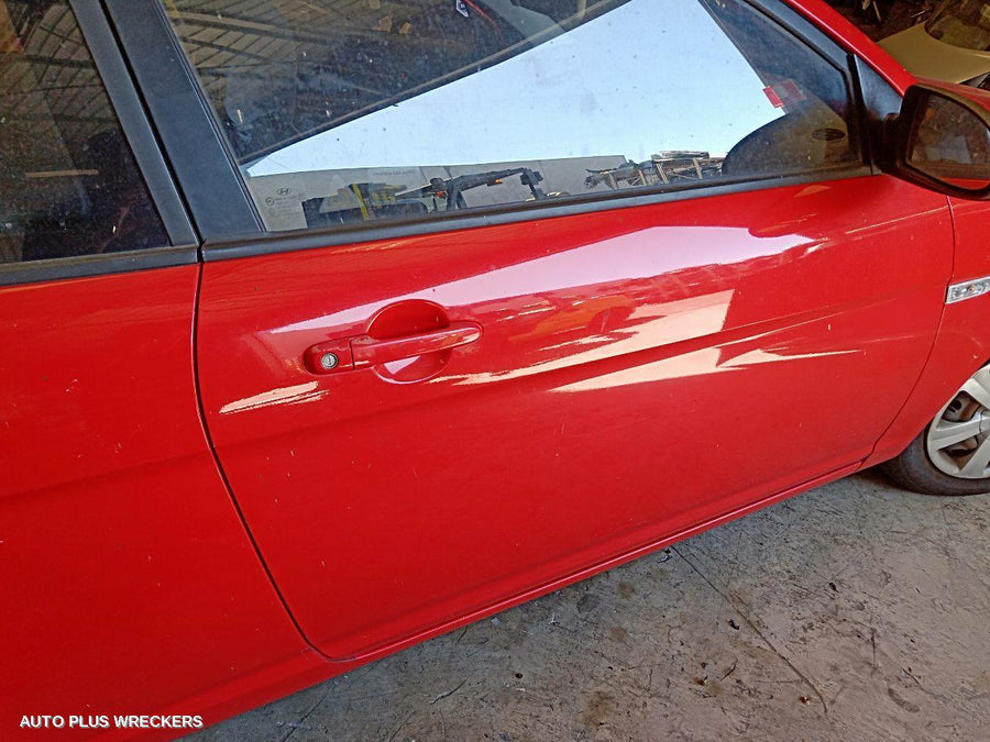 2006 Hyundai Accent Left Door Mirror