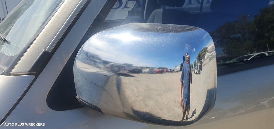 2005 Nissan Patrol Bonnet Scoop