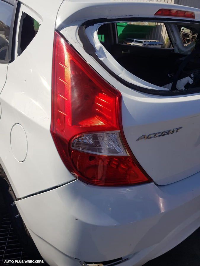 2016 HYUNDAI ACCENT SUNVISOR
