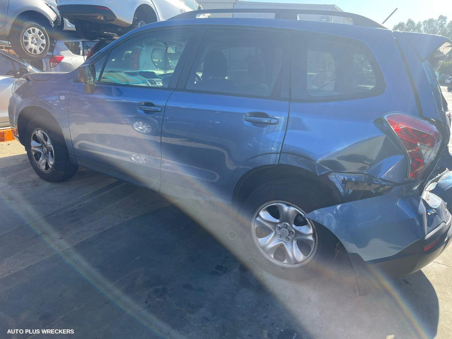 2014 Subaru Forester Differential Centre