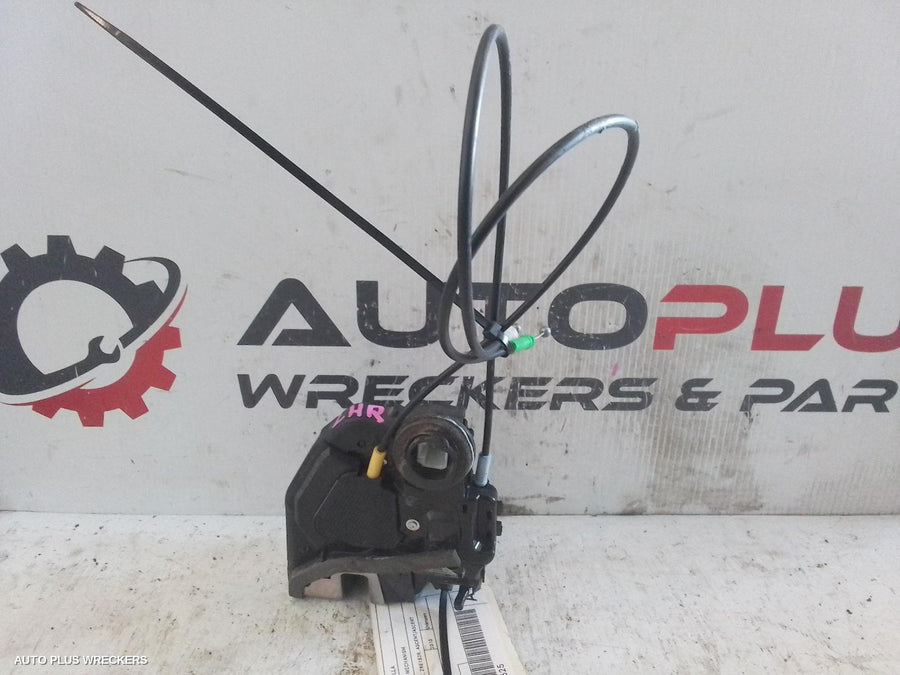 2010 Toyota Corolla Door Boot Gate Lock