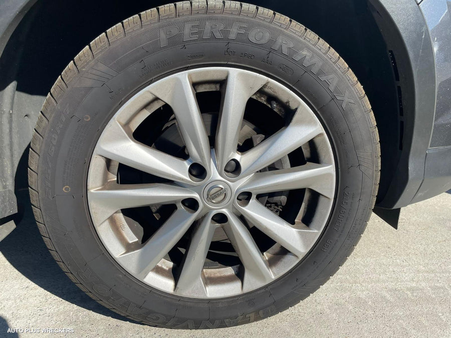 2017 NISSAN QASHQAI LEFT FRONT DOOR WINDOW