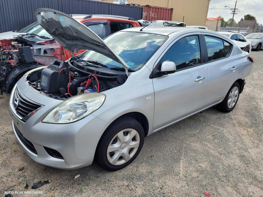 2013 Nissan Almera Right Rear Door Sliding