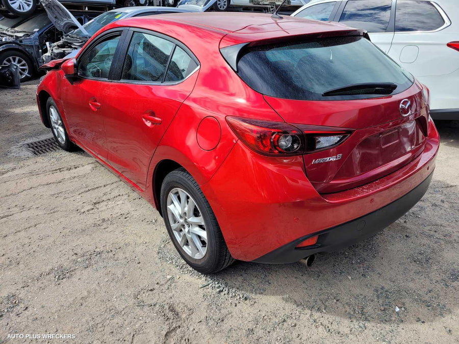 2013-2019 Mazda 3 Left Front Door Window