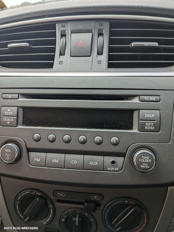 2015 Nissan Pulsar Left Door Mirror