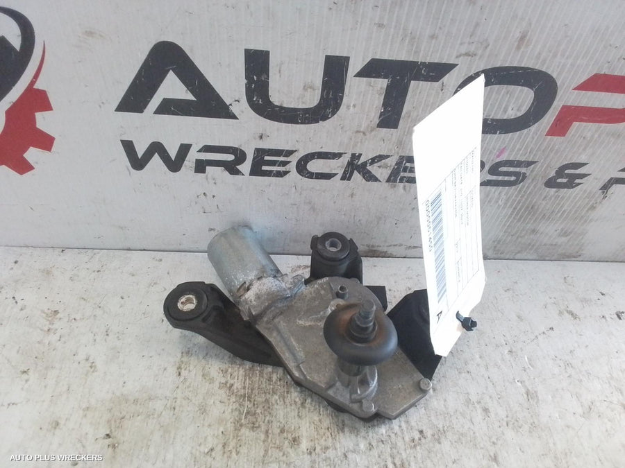 2007-2014 Nissan Dualis Wiper Motor