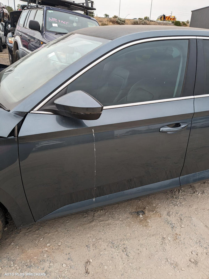 2018 Skoda Superb Left Rear Door Window