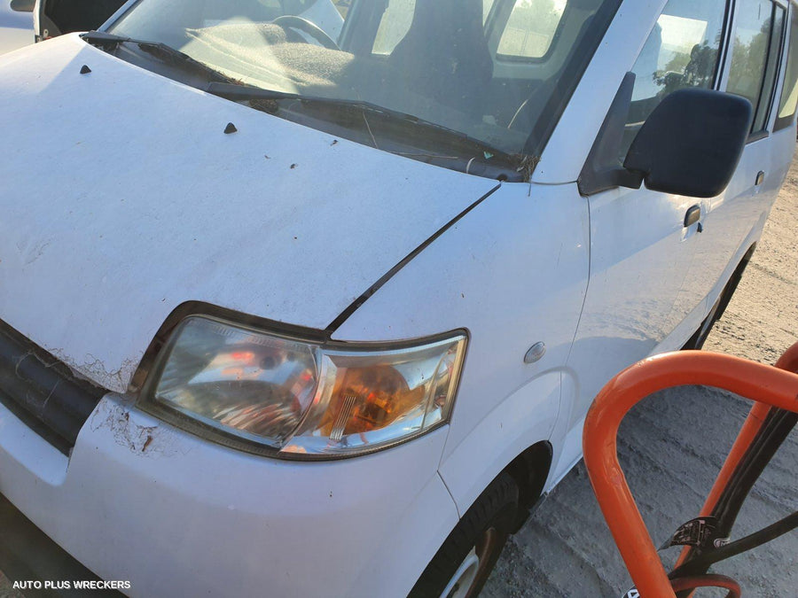 2008 Suzuki Apv Left Front Door