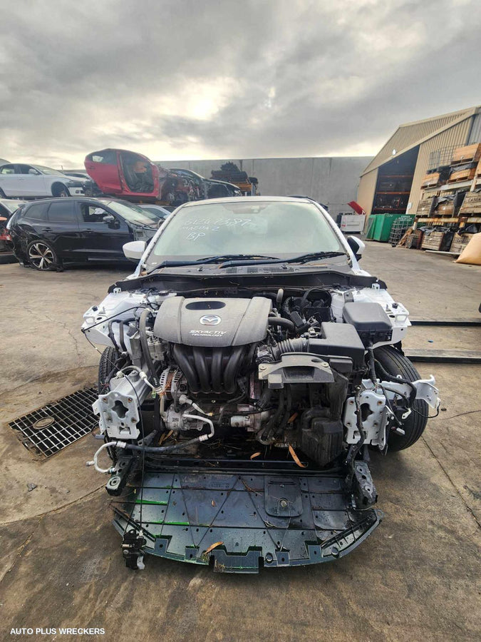 2017 Mazda 2 Right Front Window Reg Motor