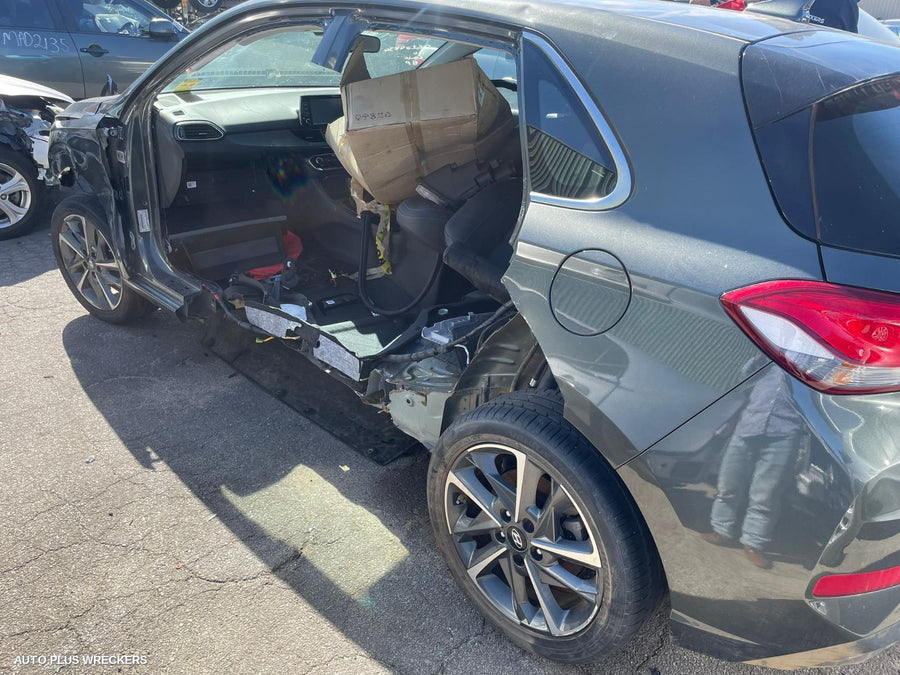 2021 Hyundai I30 Right Front Door Window