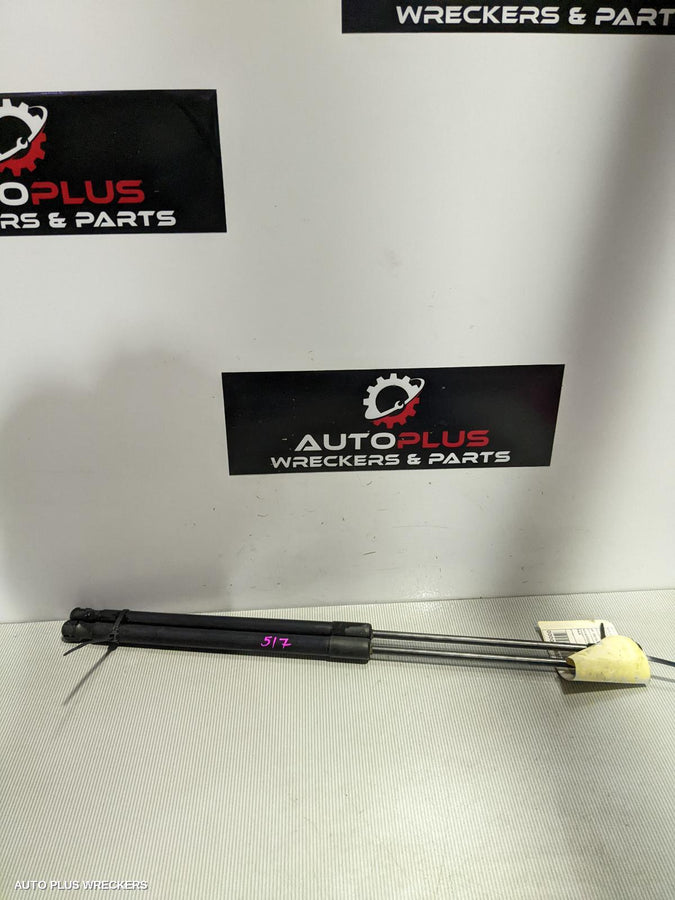 2010 Volkswagen Polo Hatch Strut