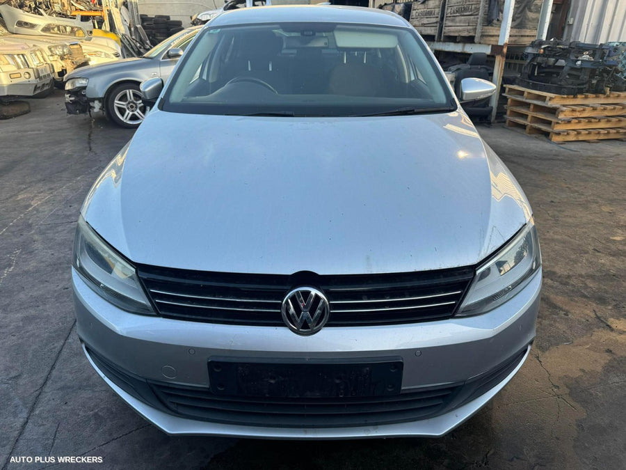 2013 Volkswagen Jetta Left Taillight