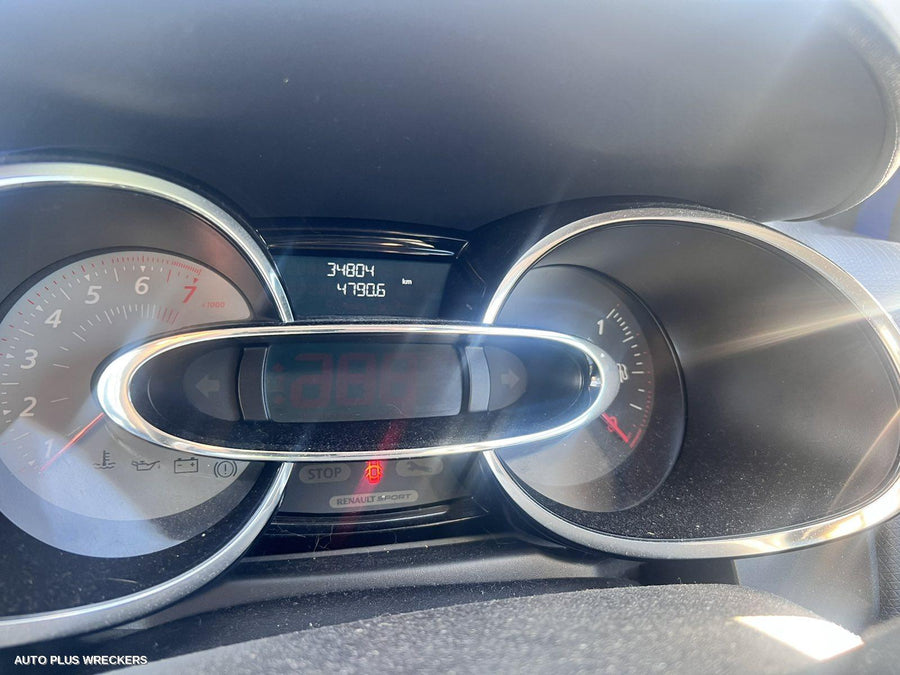 2015 Renault Clio Right Indicator Fog Side