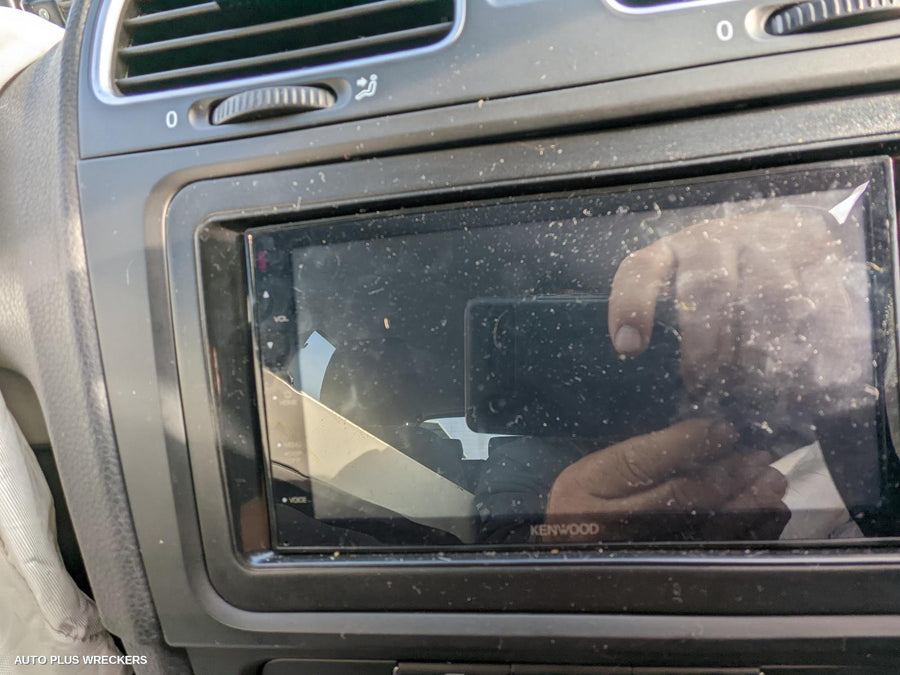 2011 Volkswagen Golf Left Rear Door Window