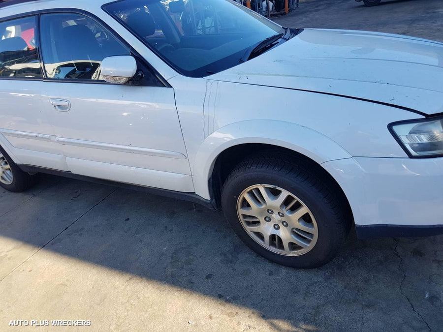 2003-2006 Subaru Outback Left Guard
