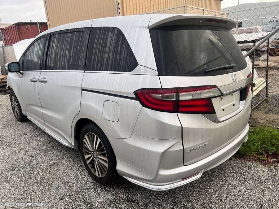 2018 Honda Odyssey Rear Garnish