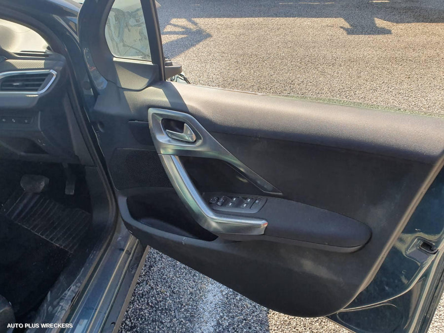 2016 PEUGEOT 2008 LEFT REAR DOOR SLIDING