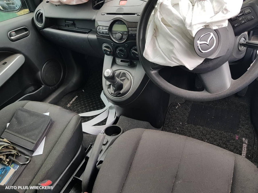 2012 Mazda 2 Right Front Window Reg Motor
